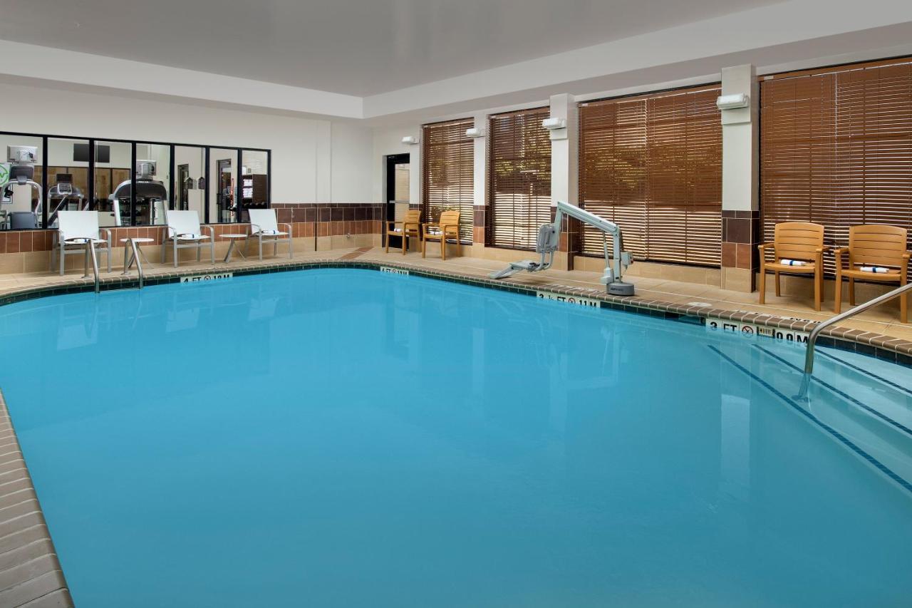 Staybridge Suites Columbia By Ihg Экстерьер фото